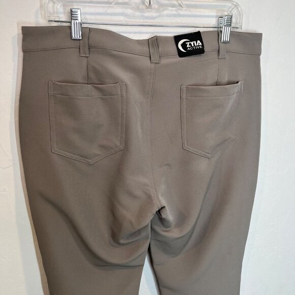 NEW! ZYIA Active Men's Light Gray Office Chino 33" Pants Size L Large Pockets - Picture 10 of 12